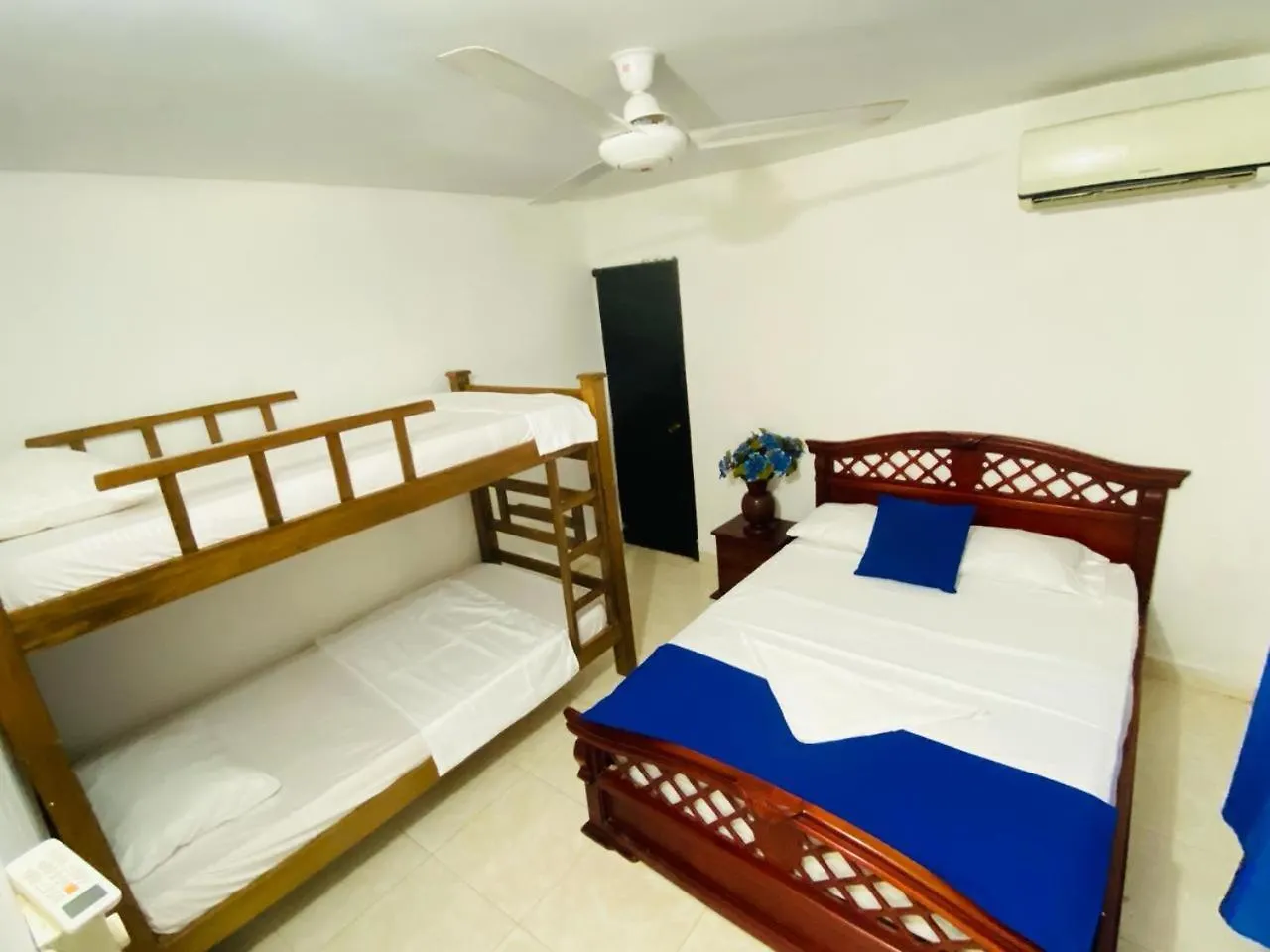 Hostal Olas Club De Neguanje -Tayrona Santa Marta  0*, Santa Marta (Magdalena)